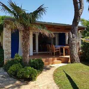 Mediterranean Beach House Ferienhaus